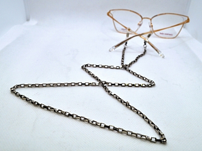 Silver chain with square boxes - Silver